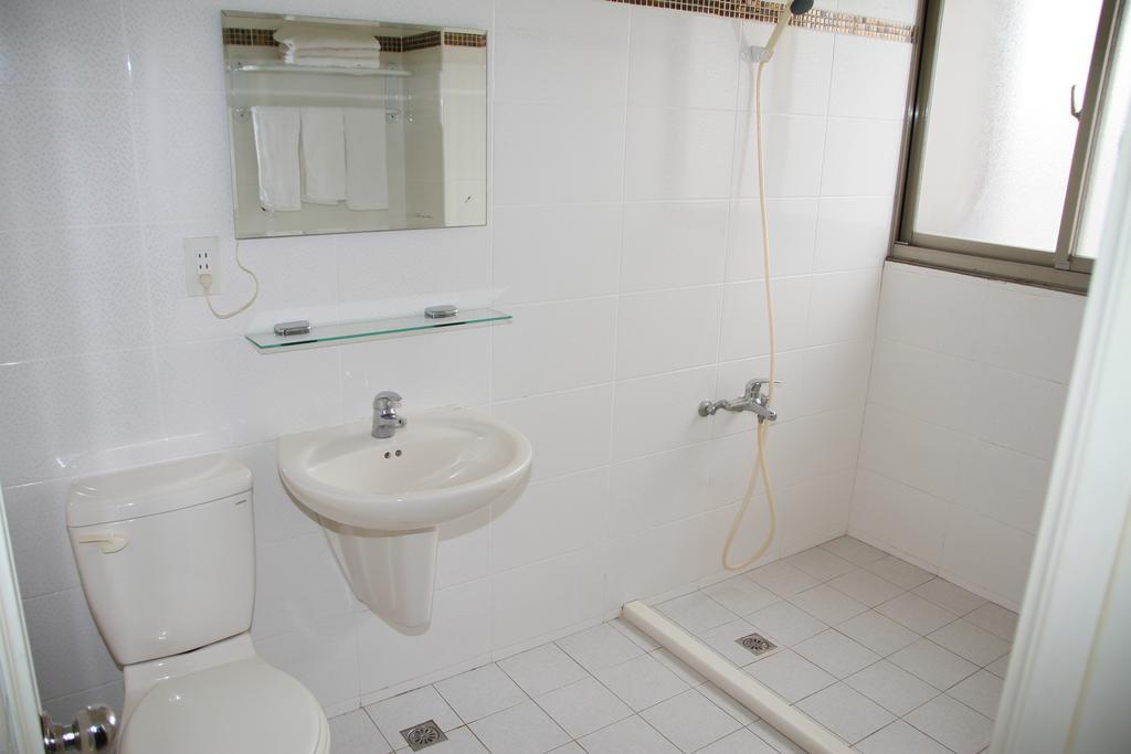 טאיפיי Ti Hwa Hotel מראה חיצוני תמונה