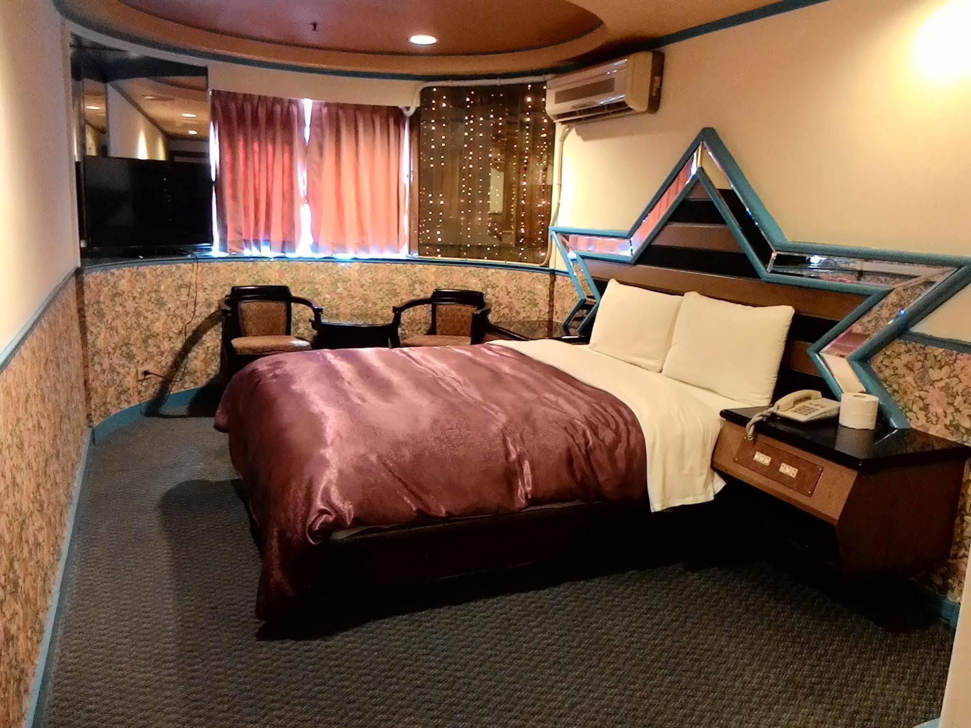 טאיפיי Ti Hwa Hotel מראה חיצוני תמונה